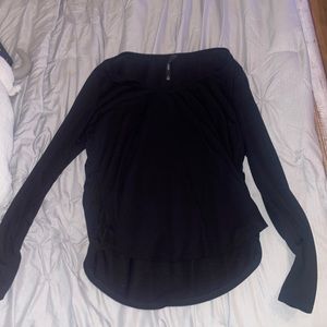 Side cut out long sleeve top